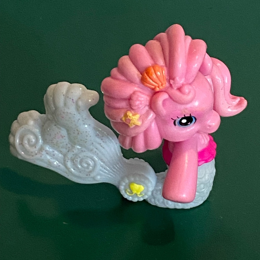 2009 My Little Pony MLP Glitter Sparkle Pink Mermaid Seapony Hasbro PVC Figure - Picture 12 of 12